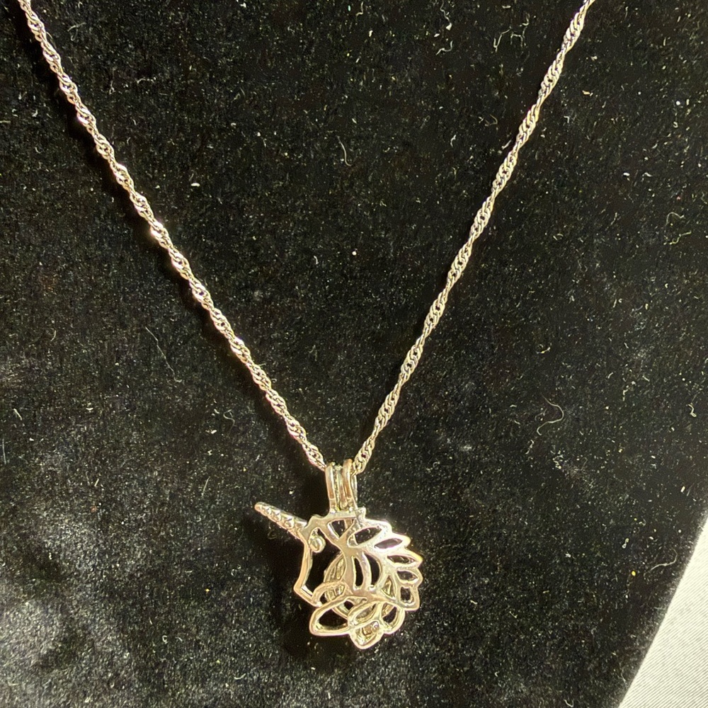 Elegant silver Unicorn Pendant Necklace